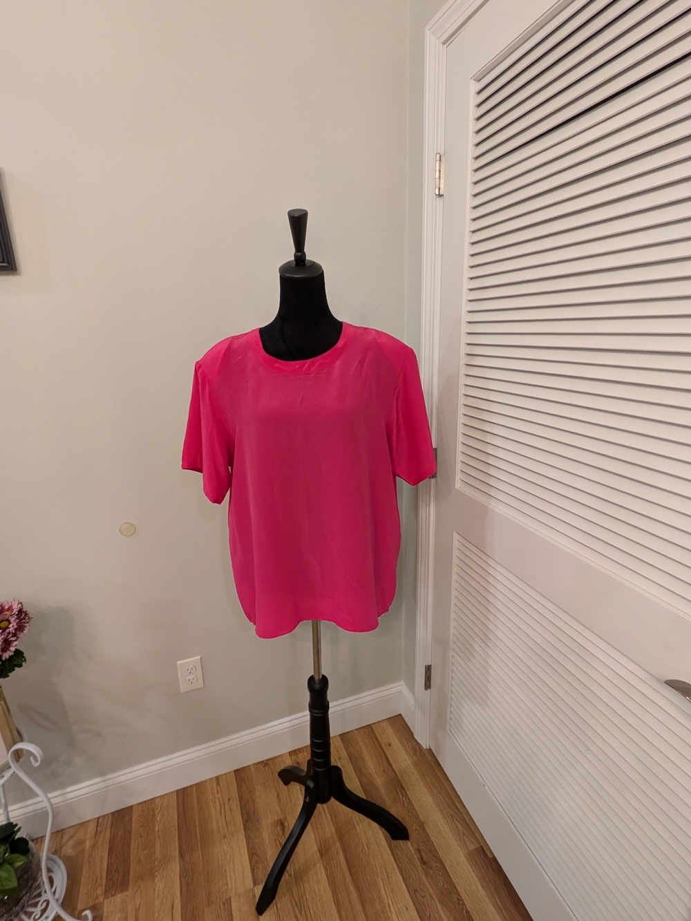 Ellen Ashley Hot Pink Short Sleeve Women's Blouse Size 2XL 100% Silk